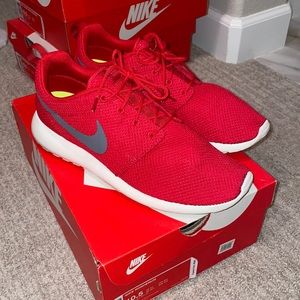 Nike mens shoes